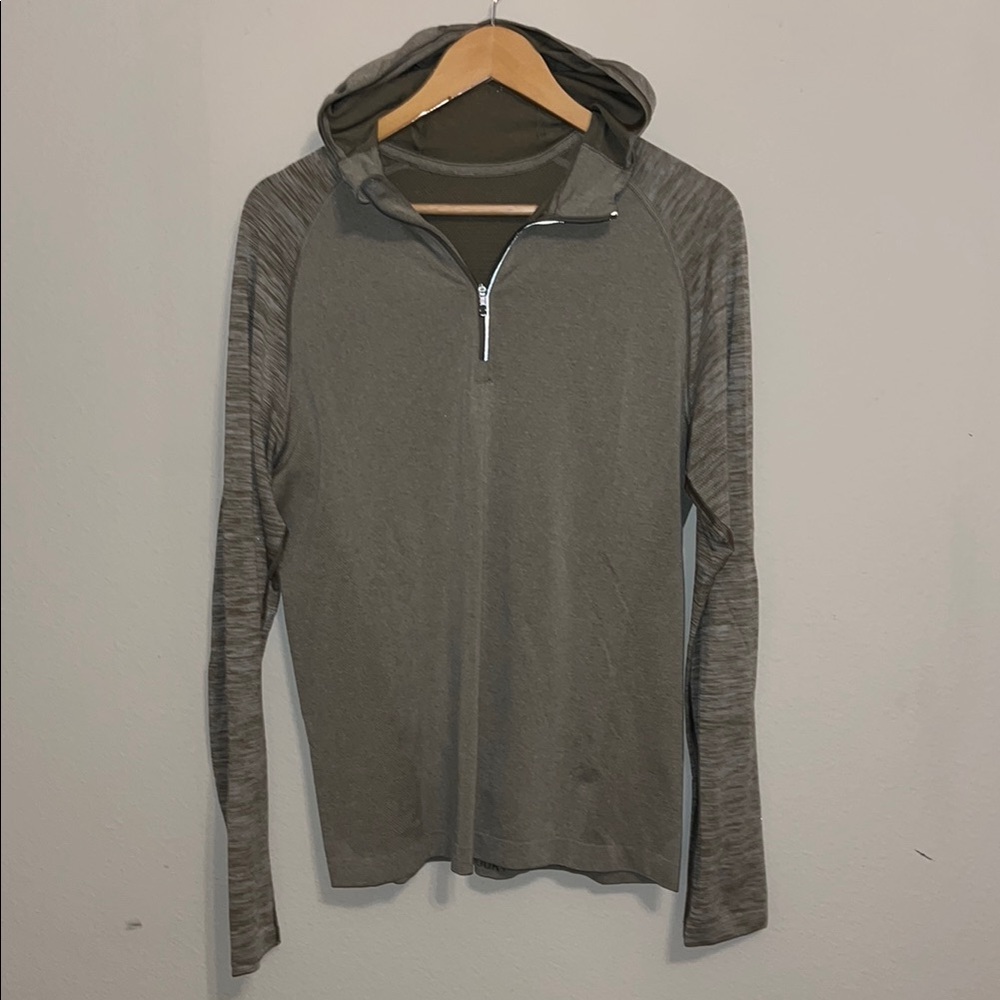 Lululemon Metal Vent Long Sleeve Hoodie (medium)